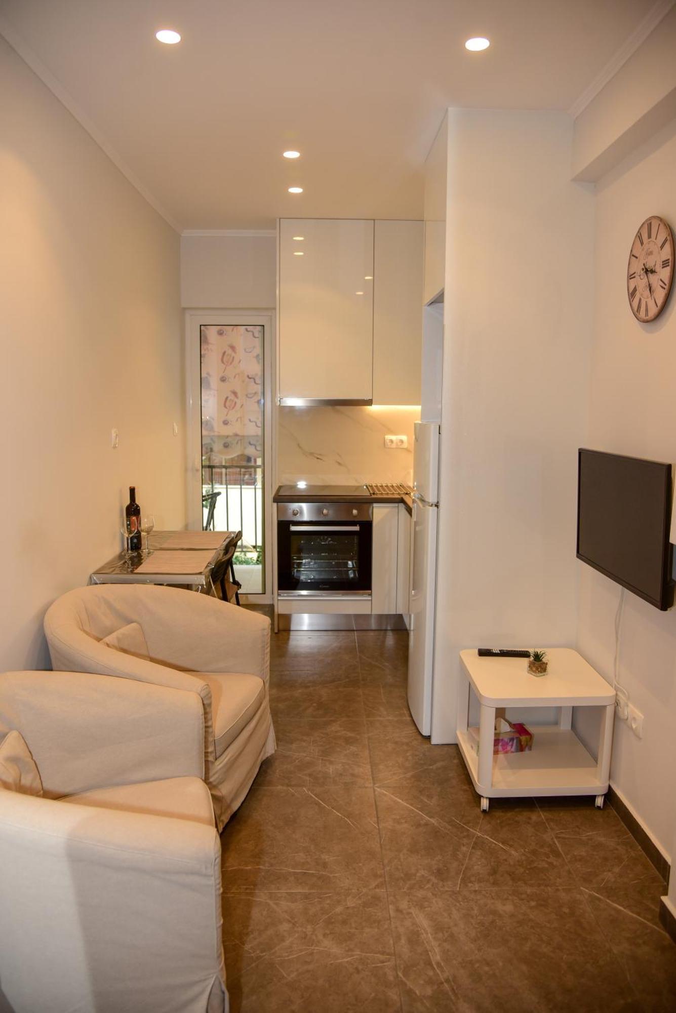Lovely Apartment Atene Esterno foto